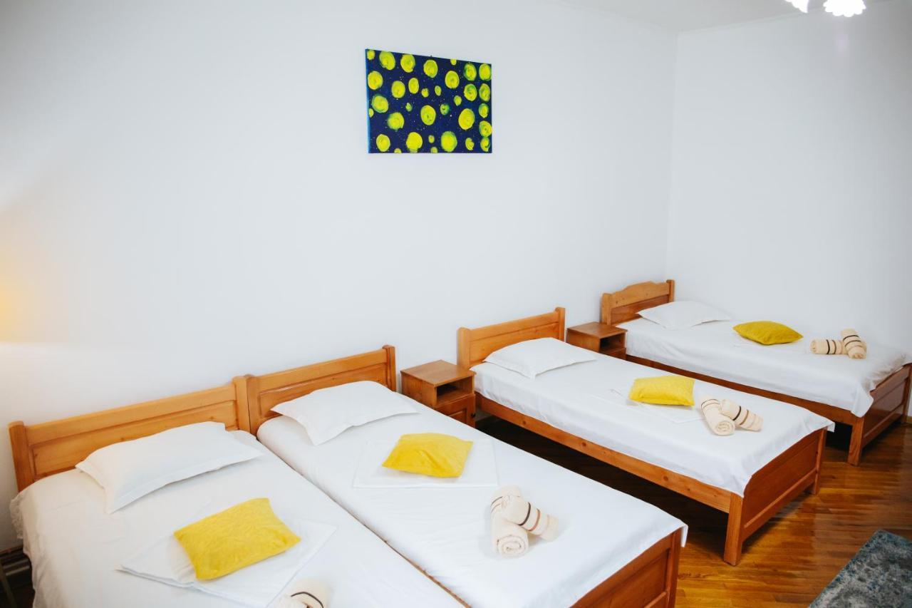 Pensiunea Casa Cristal Târgu Jiu Exteriér fotografie